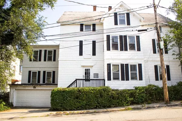 857 2nd St, Fall River, MA 02721