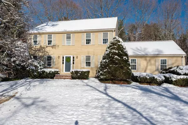 4 Longmeadow Rd., Hingham, MA 02043