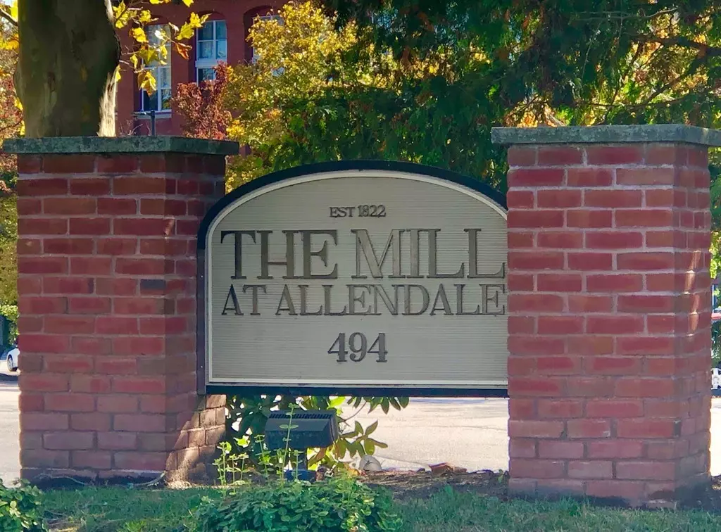 North Providence, RI 02911,494 Woonasquatucket Ave #415