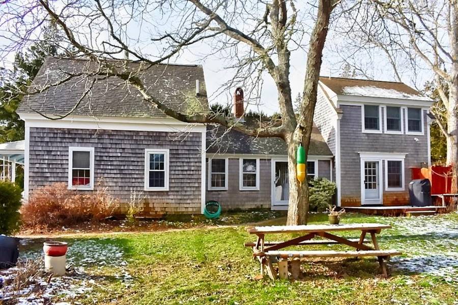 50 Railroad Ave, Wellfleet, MA 02667