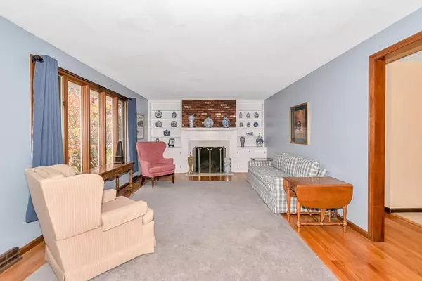 East Longmeadow, MA 01028,64 Rogers Rd