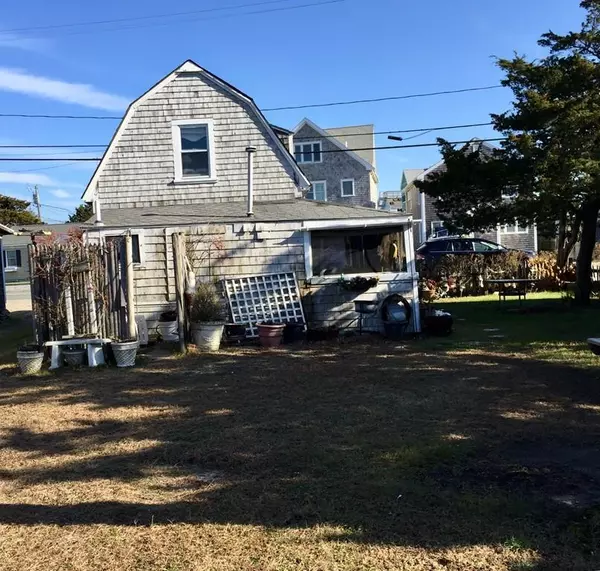 Duxbury, MA 02332,246 Gurnet Rd