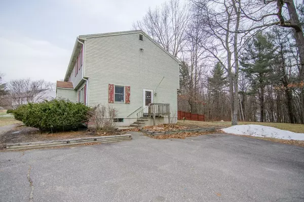 Derry, NH 03038,12 Wryan Rd #R