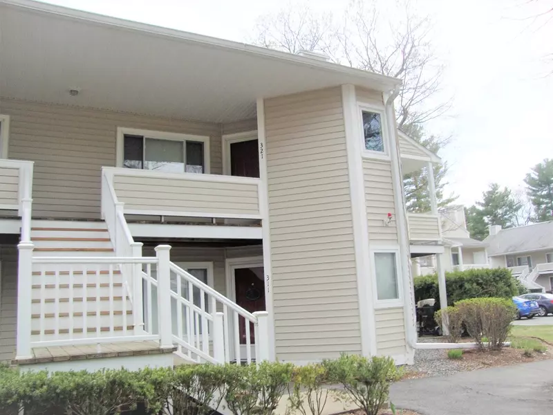 750 Whittenton Street #424, Taunton, MA 02780