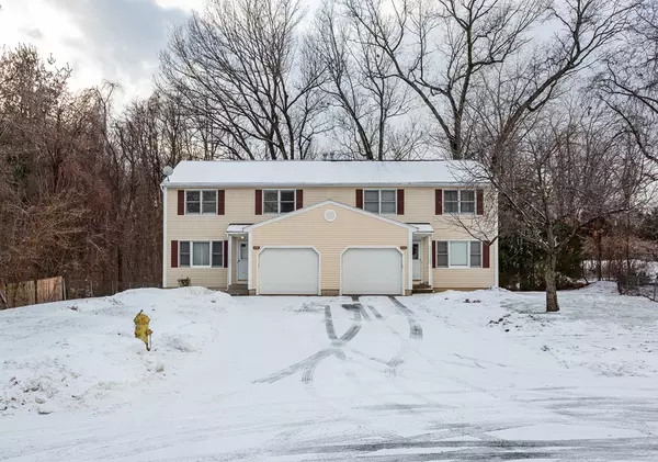 132-134 Sheri Ln, Agawam, MA 01001