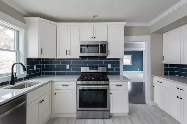 Cohasset, MA 02025,203 Hull St