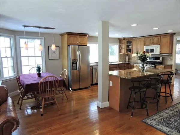 21 Elm St, Westborough, MA 01581