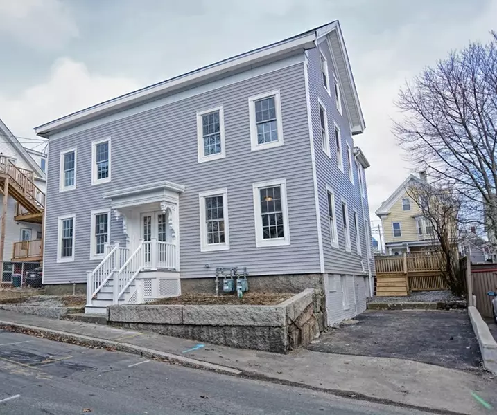 4 Prospect Sq #2, Gloucester, MA 01930