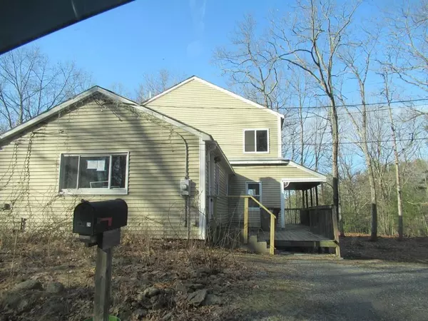 Shirley, MA 01464,25 Mount Henry Rd