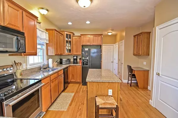 Berkley, MA 02779,3 42nd St