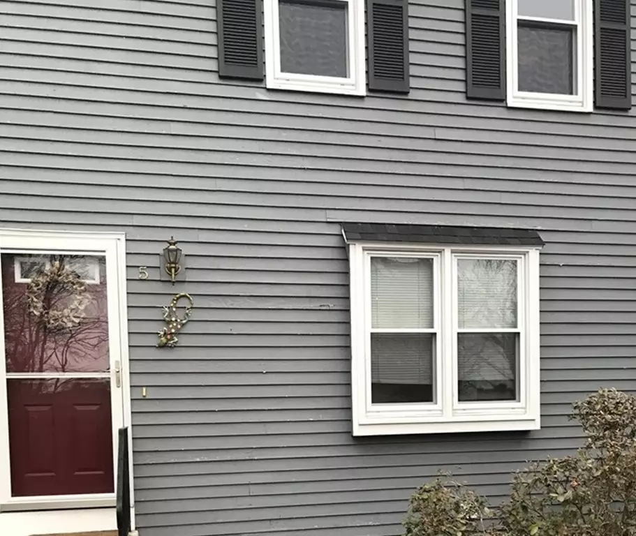 North Attleboro, MA 02760,10 Michaelson Dr #5