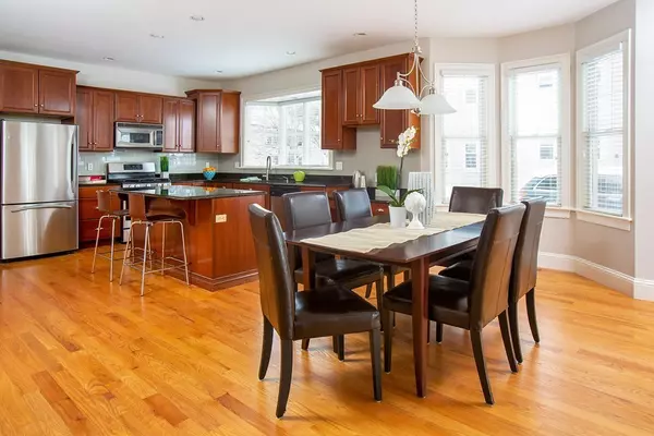 Waltham, MA 02453,249 Robbins Street #2