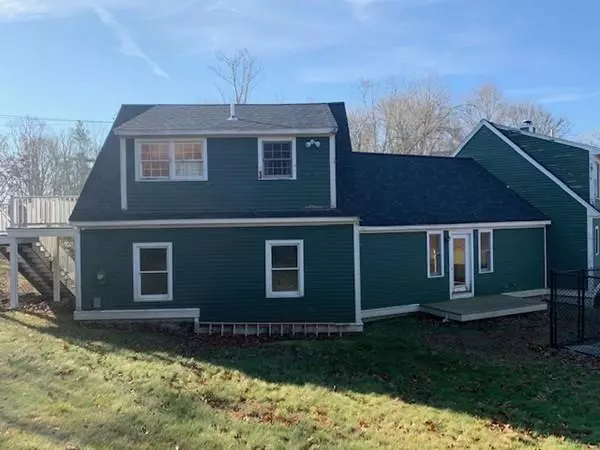 Tiverton, RI 02878,31 Rhododendron Dr