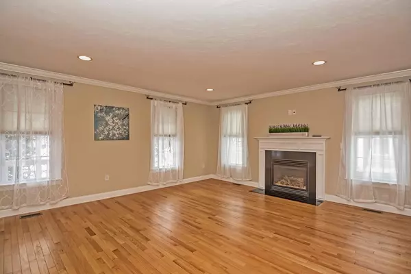 Stow, MA 01775,39 Orchard #39