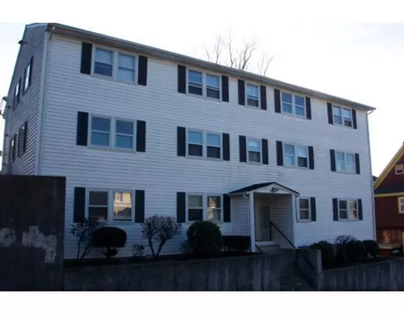 201 Pearce St. #3W, Fall River, MA 02720