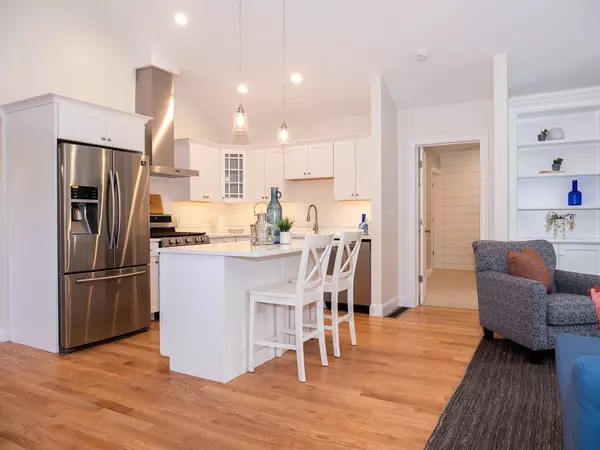 Plymouth, MA 02360,91 Newfield Street #Unit 1