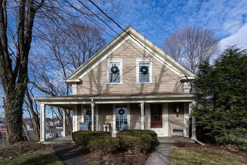 North Attleboro, MA 02760,38 Elmwood Street
