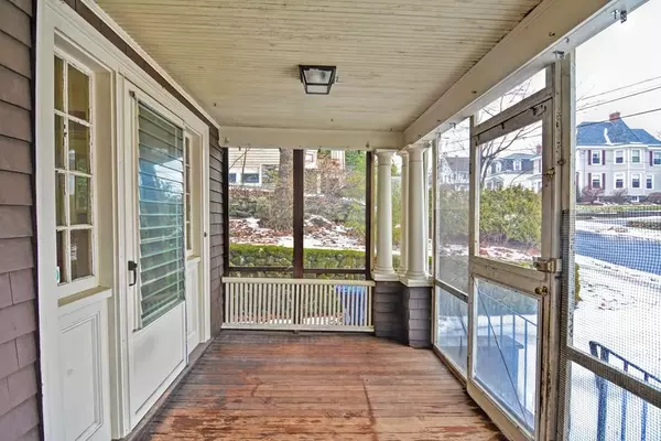 Wakefield, MA 01880,36 Lawrence St