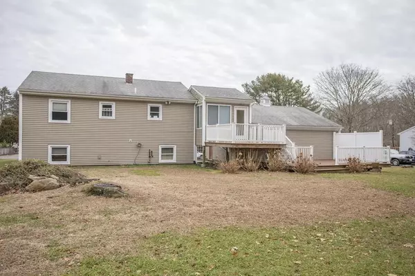 Tiverton, RI 02878,53 Roseland Dr