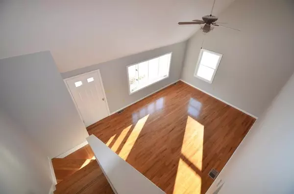 Auburn, MA 01501,316 Rochdale St