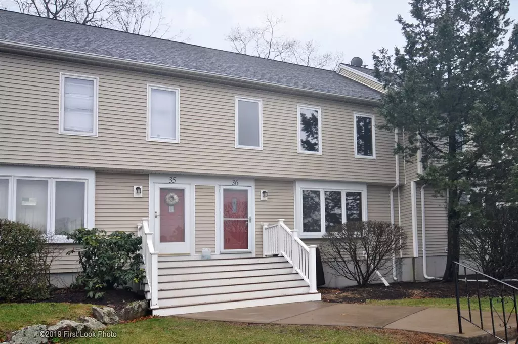 North Attleboro, MA 02760,835 Mount Hope St #36