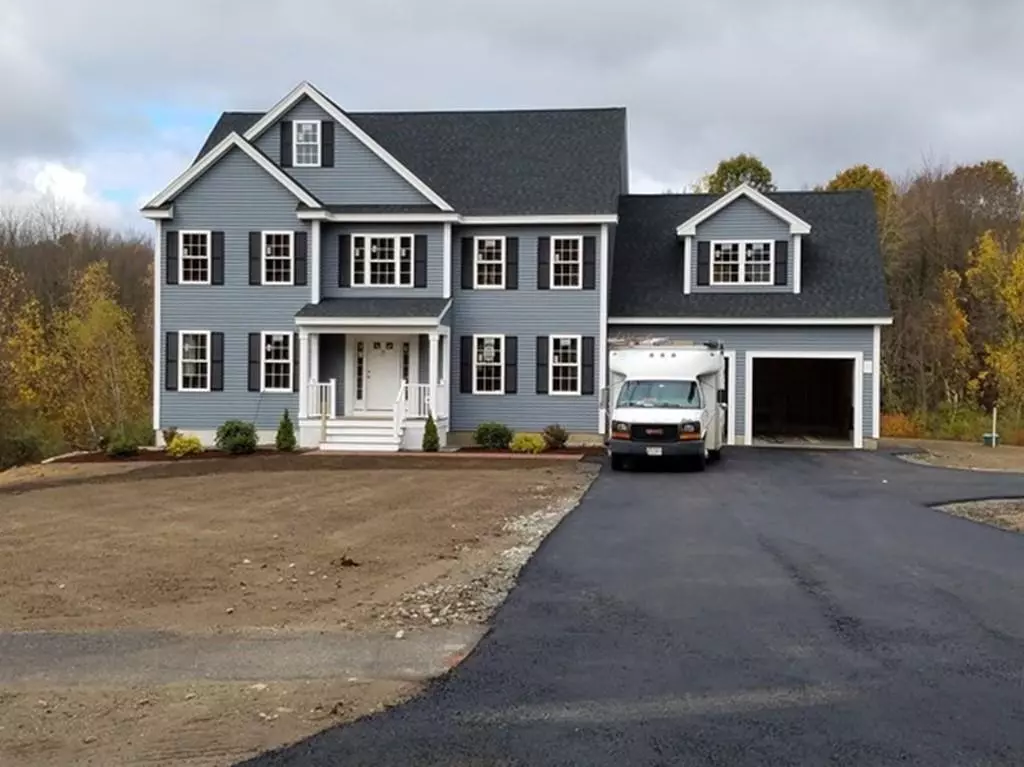 Dunstable, MA 01827,30 Sky Top Ln