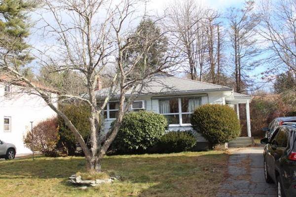 10 Conant Ave, Dudley, MA 01571