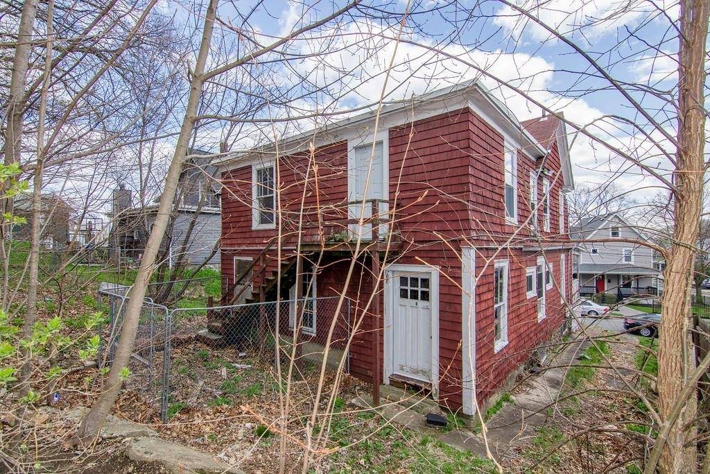 Wakefield, MA 01880,23 Cedar St