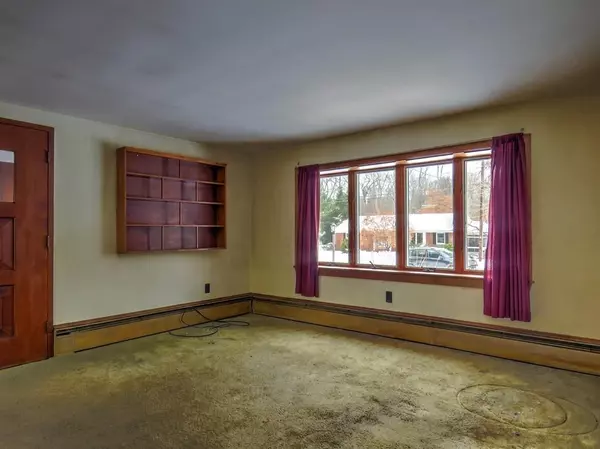 Abington, MA 02351,93 Summit Rd