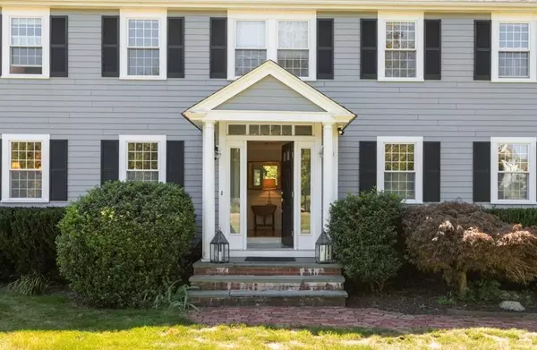 Cohasset, MA 02025,37 Rocky Lane