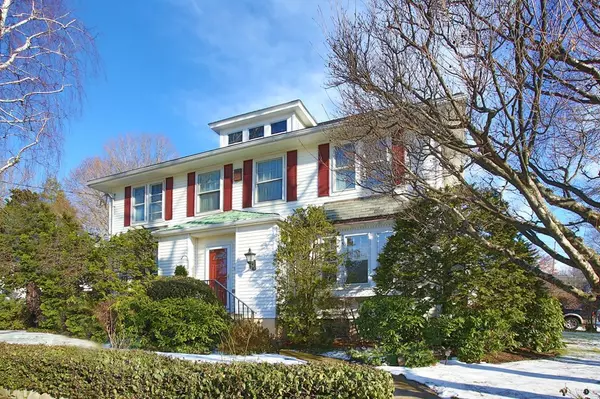 1126 Centre St #1, Newton, MA 02459