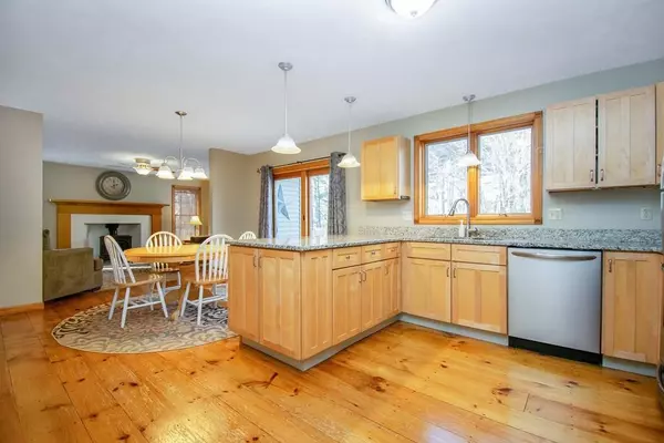 Palmer, MA 01069,68 Rondeau St