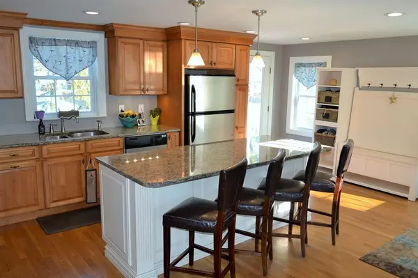 Beverly, MA 01915,24 Shortell Avenue