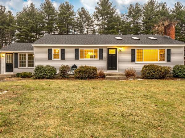 Nashua, NH 03062,14 Yorkway Dr