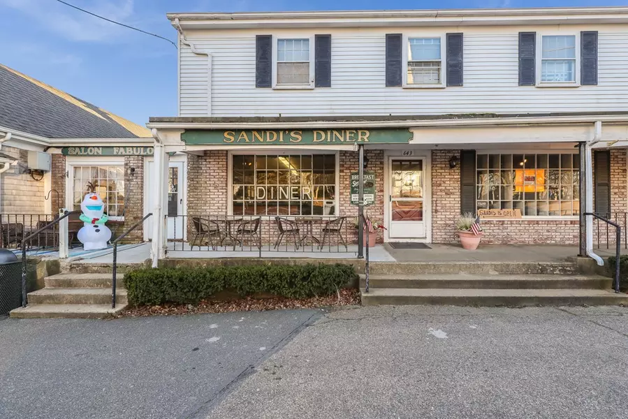 643 Main St, Chatham, MA 02633