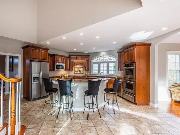 Berkley, MA 02779,11 Deerfield Drive