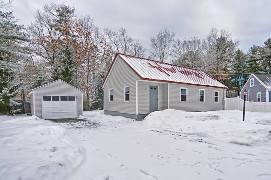 15 Berkshire Rd, Nashua, NH 03064