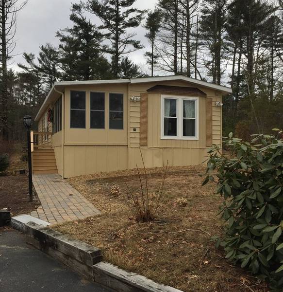 21 Adams Circle, Carver, MA 02330