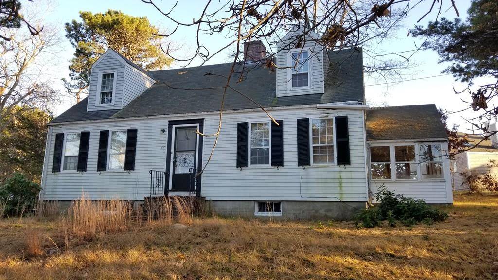 55 Pine Point Rd, Wellfleet, MA 02667