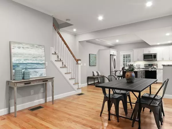 Woburn, MA 01801,12-14 Main Street #12