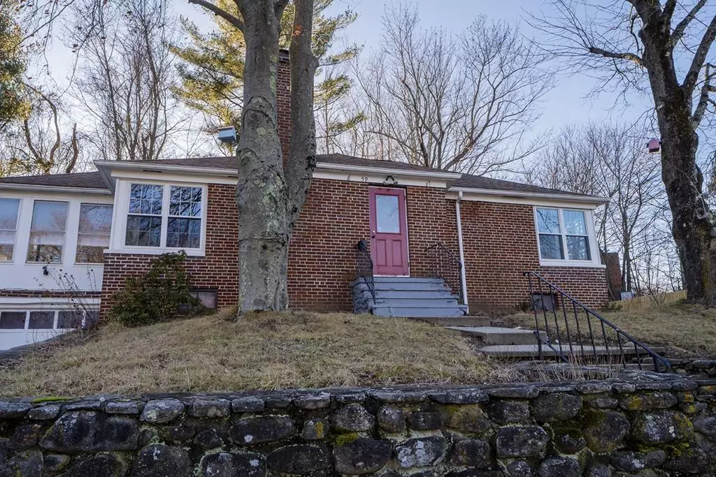 Southbridge, MA 01550,59 Westwood Pkwy