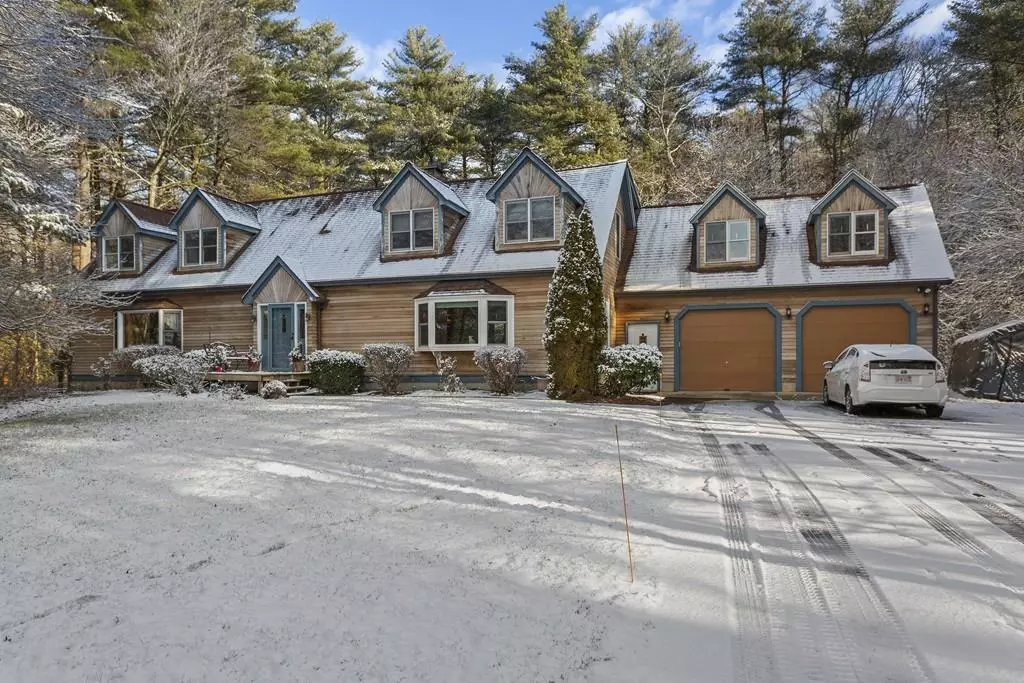 East Bridgewater, MA 02333,3 Grove Cir