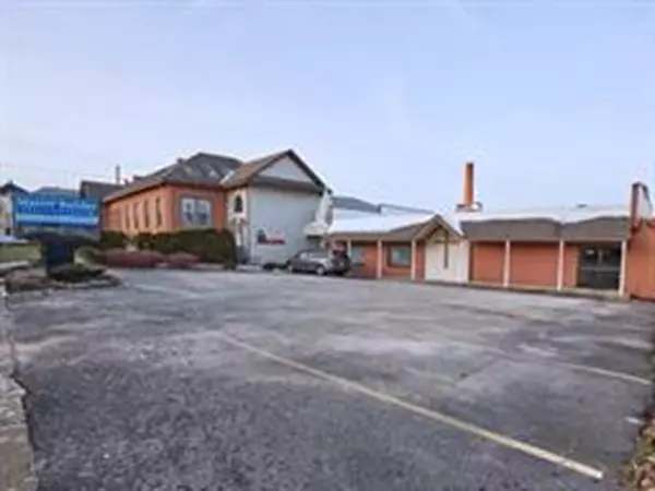 371 Bay St., Fall River, MA 02724