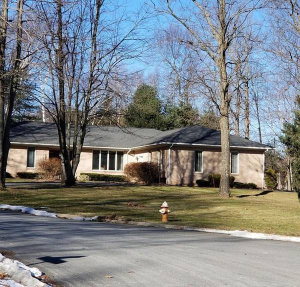 120 Old Farm Rd, East Longmeadow, MA 01028