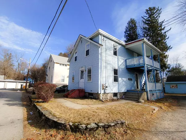 29 Beecher St, Southbridge, MA 01550