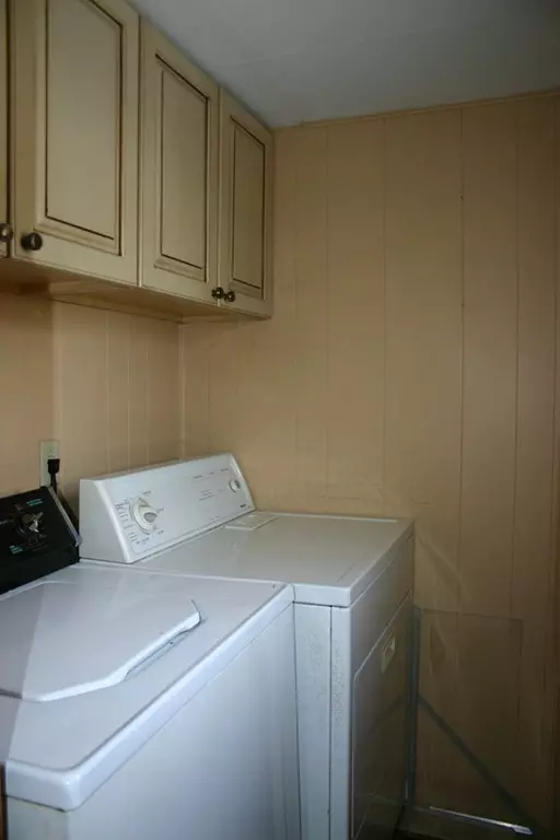 Plainville, MA 02762,4 Robert Road