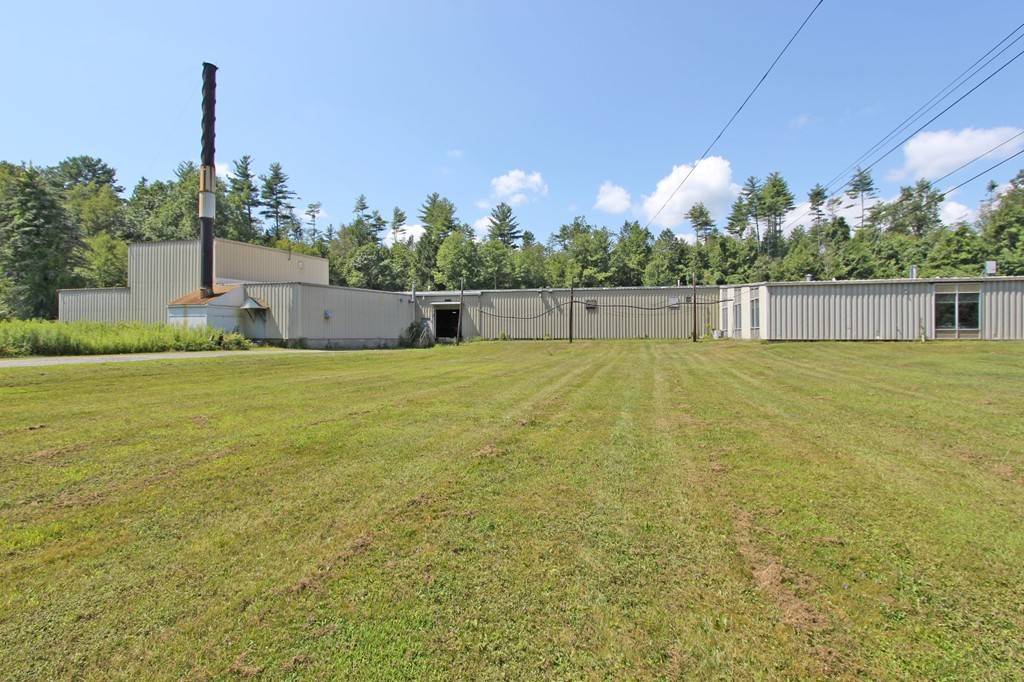 120 River Rd, Northampton, MA 01053