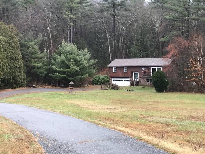 475 Long Plain Rd, Leverett, MA 01054