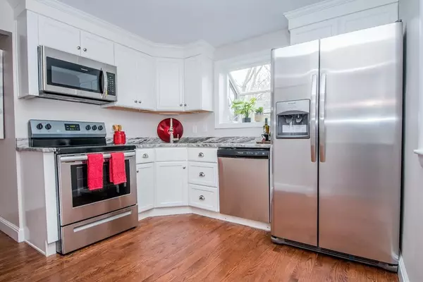 Attleboro, MA 02703,27 Cummings St