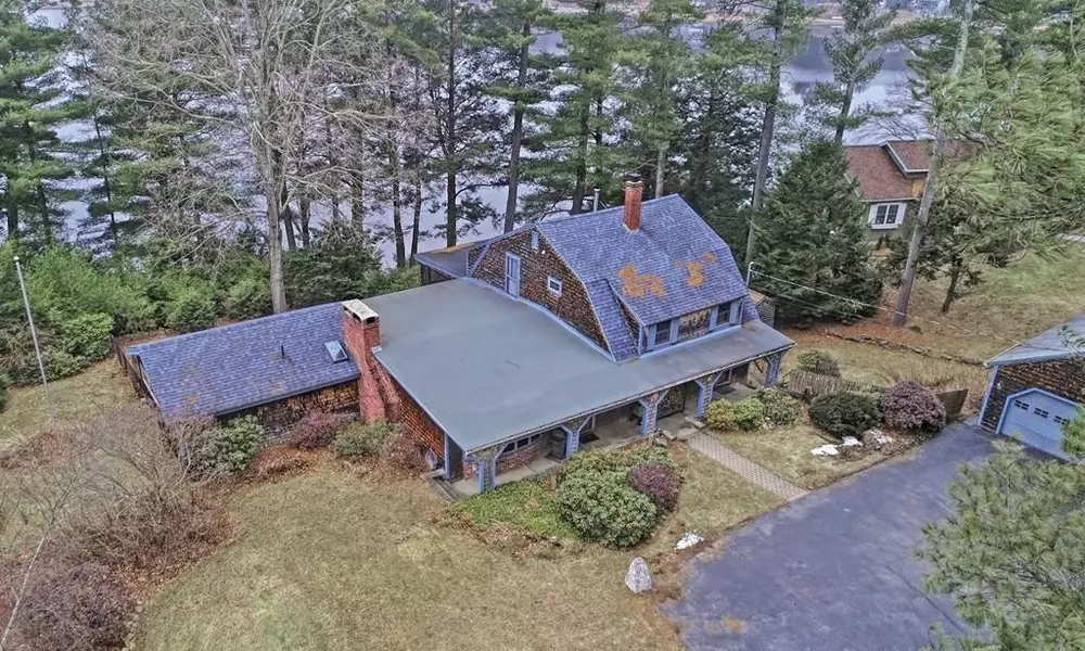 234 Harrington St, East Brookfield, MA 01515